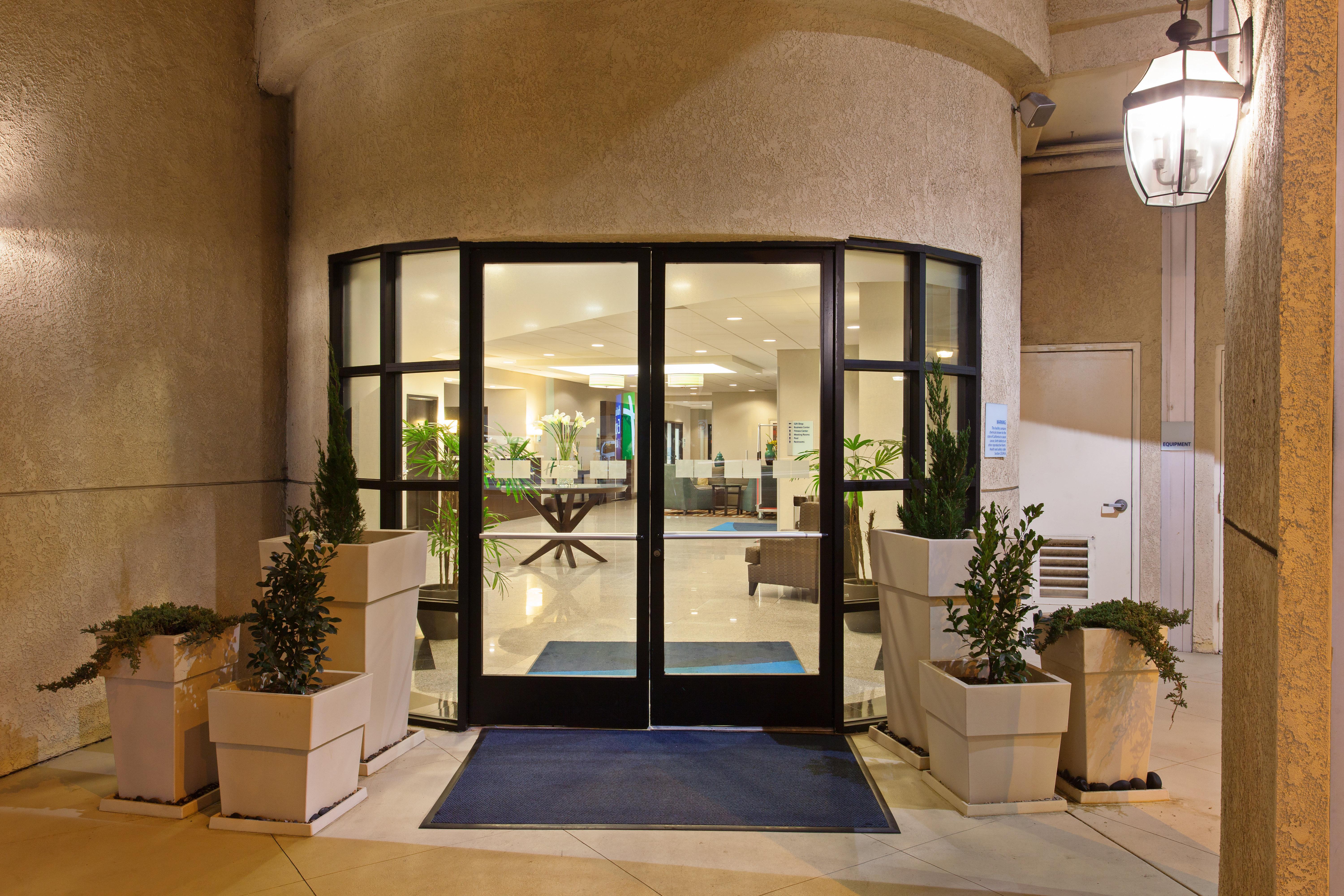 Holiday Inn Express Hotel & Suites Hermosa Beach By Ihg Exteriör bild